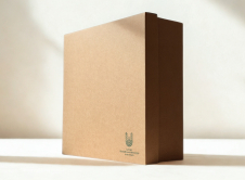 Dāvanu kaste, brūna