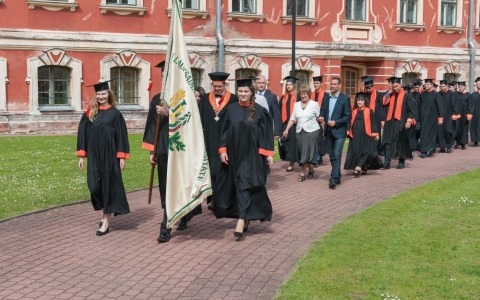 LLU, ITF izlaidums, absolventi