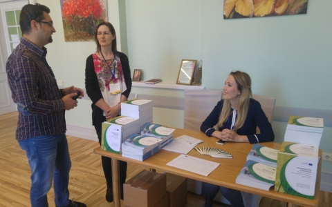 Projekts "“Izglītošana lauku uzņēmējdarbībā caur ārstniecības un aromātisko augu ražošanu un popularizēšanu”