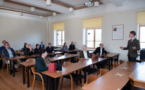 Latvijā akreditētie ārvalstu vēstnieki apmeklē LLU