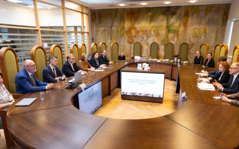 Aizsardzības ministrs un Latvijas Universitāšu asociācija stiprina sadarbību zinātnē un aizsardzībā