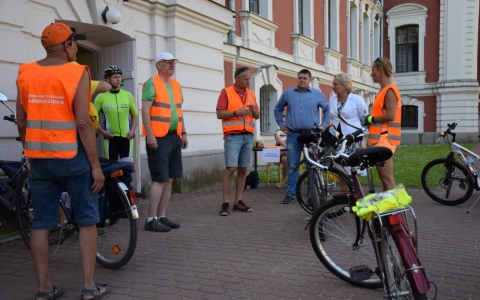 Drosmes un cilvēcības velobrauciens