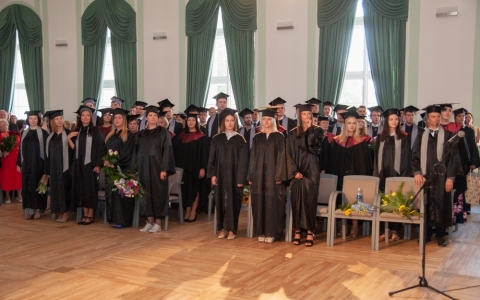 Tehniskās fakultātes absolventu izlaidums