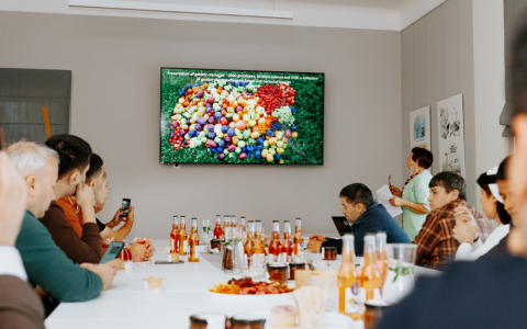 Pārtikas nozares uzņēmēji no Uzbekistānas un Tadžikistānas iepazīst Latvijas pieredzi pārtikas tehnoloģiju, inovāciju un digitalizācijas jomā