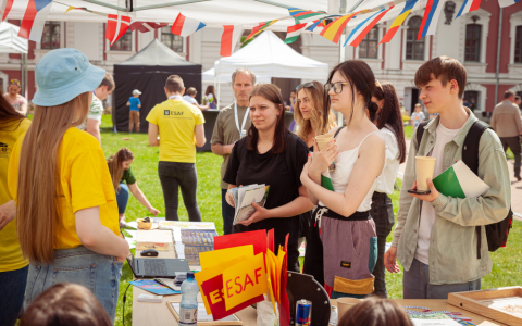 Atvērto durvju dienas festivāls "Sajūti LaBiTeU"