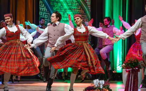 Tautas deju ansamblis "Kalve"