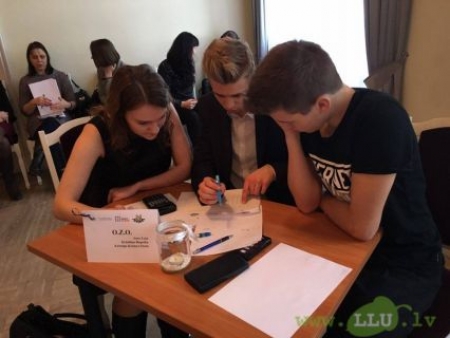 Kandavas vidusskolēni LLU iegūst ceļazīmi uz bagātību