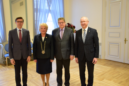 BOVA universitāšu tīkla rektori