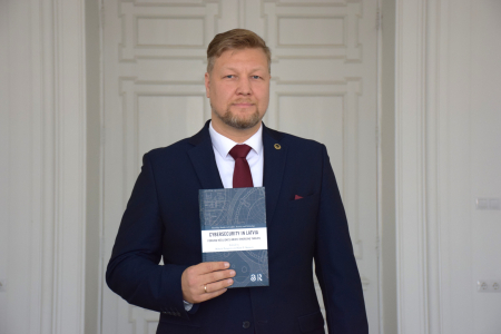 LBTU pētnieks Mārtiņš Štāls piedalījies grāmatas tapšanā par kiberdrošību Latvijā 