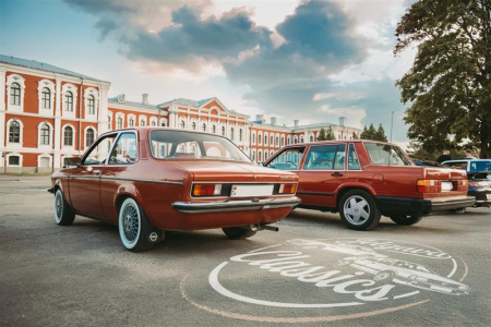 Jelgavas pils pagalmā pulcēsies klasisko automobiļu cienītāji