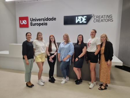 Kā tikt galā ar jauniešu bulingu? Socioloģijas studentes meklē risinājumus Erasmus+ programmā Lisabonā