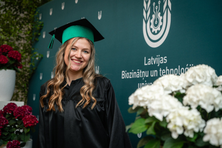 Izcilības diploms un personīgā izaugsme – LBTU absolventes Katrīnas Apsītes stāsts