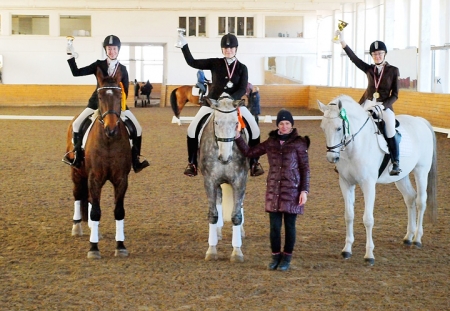 Zirgi, LLU, sacensības, komanda