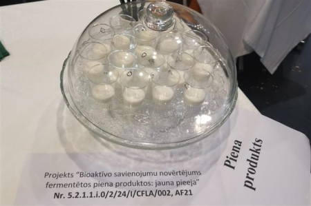 LBTU pētnieki turpina pētīt fermentēto piena produktu bioaktīvos savienojumus