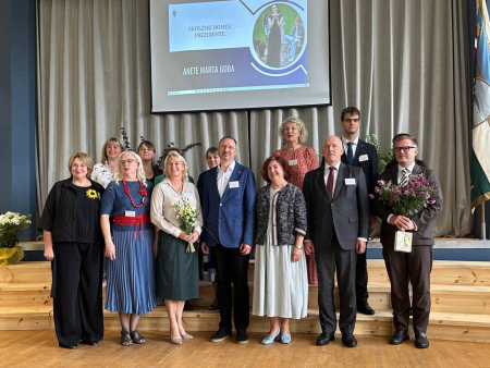 Ģimnāzija – sākuma platforma uzņēmējdarbības attīstībai Latvijā: LBTU profesore Andra Zvirbule aicina jauniešus izvērtēt bioekonomiku un ilgtspēju