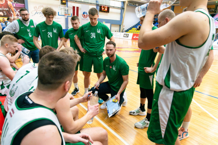 LBTU vīriešu basketbola komanda iekļūst izslēgšanas spēļu ceturtdaļfinālā