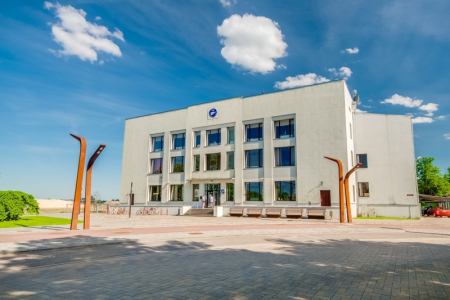 LLU Sporta centrā svētdienās badmintons un peldēšana