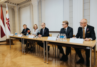 Aizsardzības nozare un universitātes stiprina kopīgos pētniecības un inovāciju projektus