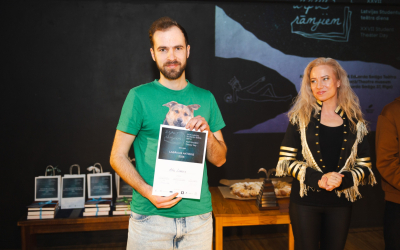 Sveicam! LBTU Studentu teātra aktieris godināts Latvijas Studentu teātra dienā