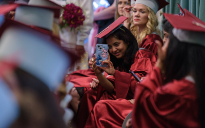 Graduates of the Faculty of Economics and Social Development receive higher education diplomas